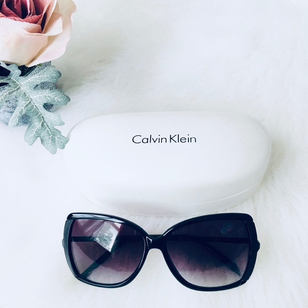 Calvin Klein Sunglasses - Picture 3 of 6